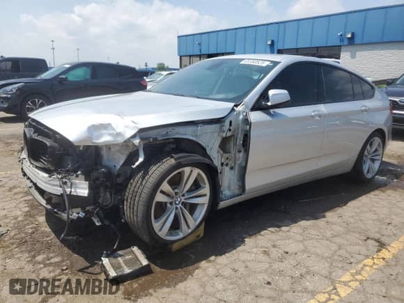 2010 BMW 5 Series 550i Gran Turismo xDrive с VIN WBASP4C53AC341036, выставлен на аукционе Copart как лот 65580525 с пробегом 121 618 миль миль и Чистый • Clean title. История ставок и продаж доступна на DreamBid. Изображение 1.