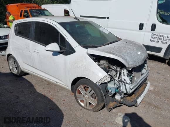 2014 Chevrolet Spark LT z VIN KL8CD6S9XEC412571, wystawiony jako IAAI lot #43311849 z przebiegiem 149 325 mil mil oraz . Historia ofert i sprzedaży dostępna na DreamBid. Obrazek 1.