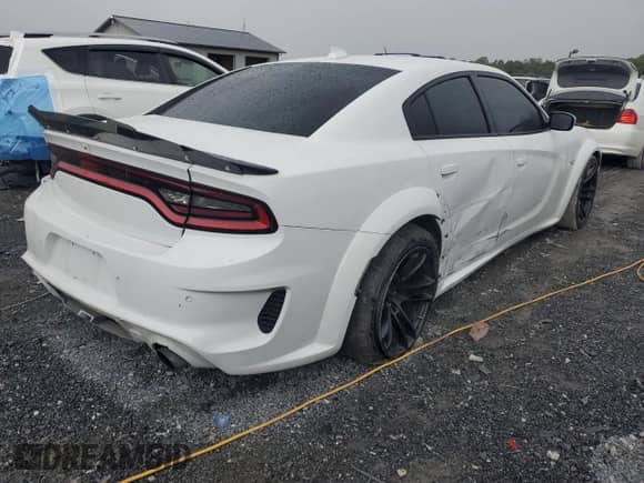2021 Dodge Charger Scat Pack with VIN 2C3CDXGJ2MH626602, listed as a Copart auction lot 83965235 with 39,481 mi miles and Salvage title. Bid and sale history available at DreamBid. Image 3.
