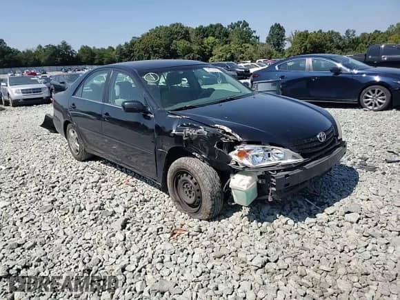 2003 Toyota Camry LE z VIN 4T1BE32K43U256726, wystawiony jako Copart lot #81706055 z przebiegiem 123 061 mil mil oraz Szkoda całkowita • Salvage title. Historia ofert i sprzedaży dostępna na DreamBid. Obrazek 13.