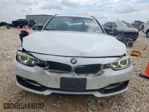 2014 BMW 3 Series 328i xDrive с VIN WBA3G7C51EF186187, выставлен на аукционе Copart как лот 64279735 с пробегом 127 500 миль миль и Списание • Salvage title. История ставок и продаж доступна на DreamBid. Изображение 5.