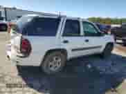 2003 Chevrolet TrailBlazer LS с VIN 1GNDS13S032190610, выставлен на аукционе Copart как лот 49763945 с пробегом 306 446 миль миль и Списание • Salvage title. История ставок и продаж доступна на DreamBid. Изображение 3.
