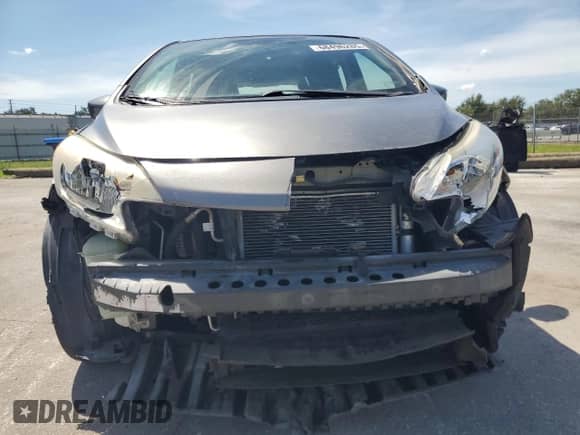 2016 Nissan Note S with VIN 3N1CE2CPXGL352134, listed as a Copart auction lot 68496285 with 102,789 mi miles and Salvage title. Bid and sale history available at DreamBid. Image 5.