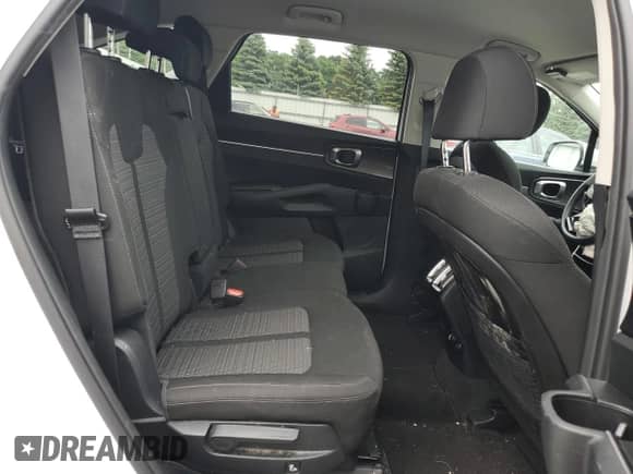 2023 Kia Sorento LX with VIN 5XYRGDLCXPG220136, listed as a Copart auction lot 62845115 with 26,831 mi miles and Salvage title. Bid and sale history available at DreamBid. Image 11.