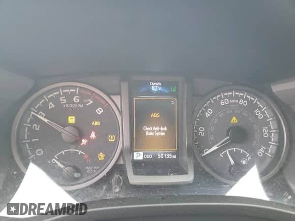 2021 Toyota Tacoma SR with VIN 3TMCZ5AN4MM423712, listed as a Copart auction lot 81547325 with 50,135 mi miles and Salvage title. Bid and sale history available at DreamBid. Image 9.