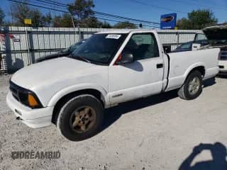 1996 Chevrolet S-10 LS с VIN 1GCDT14W5TK213466, выставлен на аукционе Copart как лот 74246364 с пробегом 297 773 миль миль и Списание • Salvage title. История ставок и продаж доступна на DreamBid. Изображение 1.