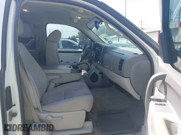 2011 GMC Sierra 1500 SLE с VIN 1GTR2VE32BZ247634, выставлен на аукционе IAAI как лот 43097507 с пробегом 235 202 миль миль и . История ставок и продаж доступна на DreamBid. Изображение 5.