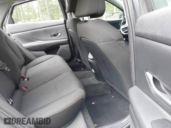 2025 Hyundai Elantra SE with VIN KMHLL4DG7SU912988, listed as a IAAI auction lot 43346956 with 4,894 mi miles and . Bid and sale history available at DreamBid. Image 8.