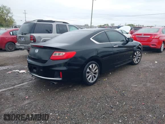 2013 Honda Accord EX with VIN 1HGCT1A77DA006241, listed as a IAAI auction lot 43389456 with 201,895 mi miles and . Bid and sale history available at DreamBid. Image 4.