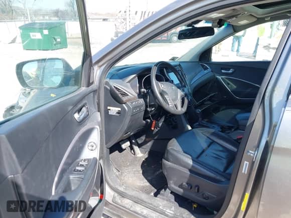 2015 Hyundai Santa Fe with VIN 5XYZWDLA3FG281344, listed as a IAAI auction lot 42049594 with 156,275 mi miles and . Bid and sale history available at DreamBid. Image 5.