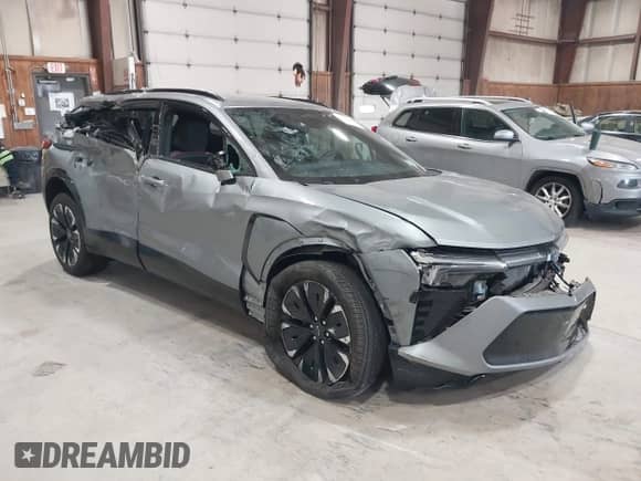 2024 Chevrolet Blazer EV eAWD RS с VIN 3GNKDCRJ7RS159749, выставлен на аукционе IAAI как лот 42115099 с пробегом 3 930 миль миль и . История ставок и продаж доступна на DreamBid. Изображение 1.
