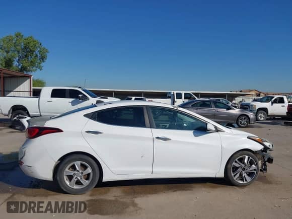 2016 Hyundai Elantra SE z VIN 5NPDH4AE2GH734504, wystawiony jako IAAI lot #43103164 z przebiegiem Nie podano mil oraz . Historia ofert i sprzedaży dostępna na DreamBid. Obrazek 13.