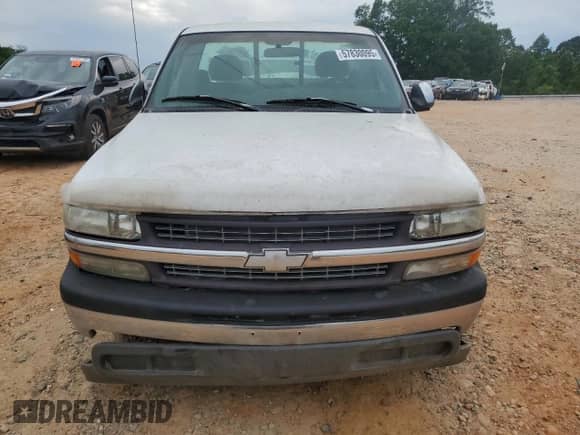 1999 Chevrolet Silverado 1500 z VIN 1GCEC14V3XE158578, wystawiony jako Copart lot #57830095 z przebiegiem 99 015 mil mil oraz Czysty tytuł • Clean title. Historia ofert i sprzedaży dostępna na DreamBid. Obrazek 5.