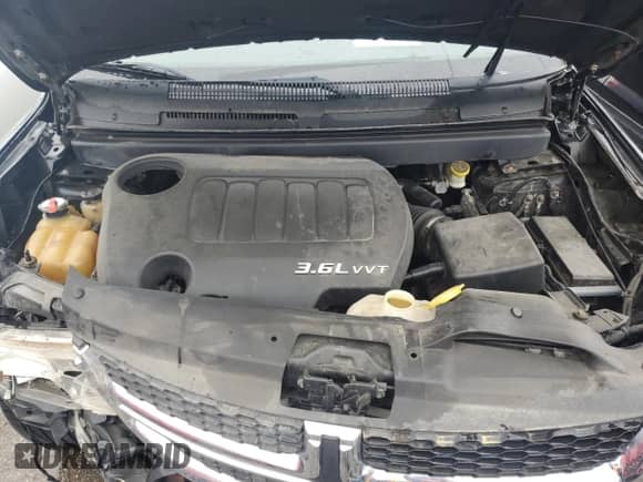 2011 Dodge Journey Crew with VIN 3D4PH3FG0BT523119, listed as a Copart auction lot 59612625 with 212,656 mi miles and Salvage title. Bid and sale history available at DreamBid. Image 12.