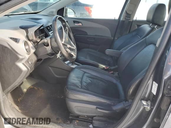 2013 Chevrolet Sonic LTZ с VIN 1G1JE5SH6D4114209, выставлен на аукционе Copart как лот 44854675 с пробегом 130 385 миль миль и Чистый • Clean title. История ставок и продаж доступна на DreamBid. Изображение 7.