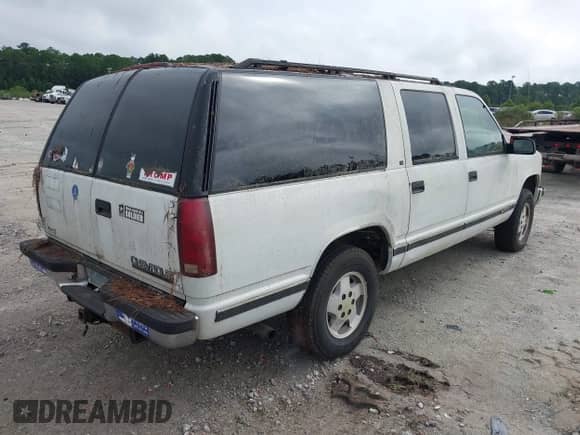 1995 Chevrolet Suburban с VIN 1GNFK16K3SJ456758, выставлен на аукционе IAAI как лот 42925900 с пробегом 184 622 миль миль и . История ставок и продаж доступна на DreamBid. Изображение 4.