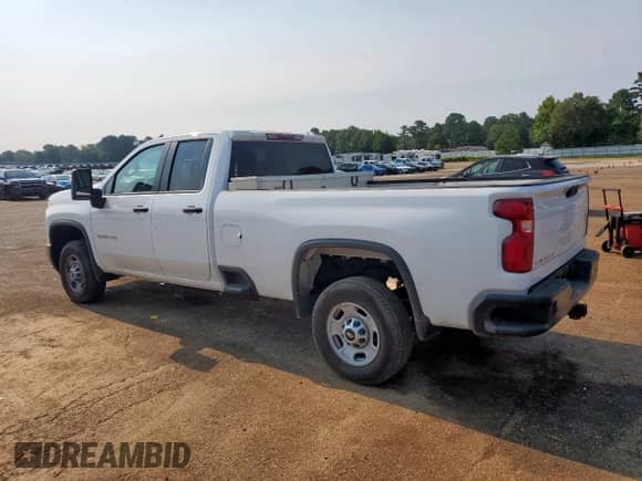 2024 Chevrolet Silverado 2500HD Work Truck with VIN 1GC2WLE77RF419889, listed as a Copart auction lot 67992635 with 3,883 mi miles and Clean title. Bid and sale history available at DreamBid. Image 2.