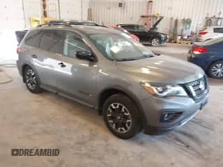 2020 Nissan Pathfinder SL z VIN 5N1DR2CM0LC632397, wystawiony jako IAAI lot #42806483 z przebiegiem 65 741 mil mil oraz . Historia ofert i sprzedaży dostępna na DreamBid. Obrazek 1.