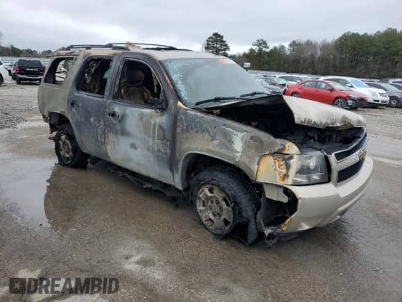 2010 Chevrolet Tahoe LT with VIN 1GNUCBE02AR101364, listed as a Copart auction lot 42566335 with Not provided miles and Salvage title. Bid and sale history available at DreamBid. Image 4.