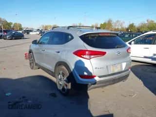 2016 Hyundai Tucson Limited z VIN KM8J3CA20GU258997, wystawiony jako IAAI lot #43502382 z przebiegiem 66 744 mil mil oraz . Historia ofert i sprzedaży dostępna na DreamBid. Obrazek 3.