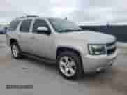 2009 Chevrolet Tahoe 1LT with VIN 1GNEC23389R231646, listed as a Copart auction lot 84576125 with 253,516 mi miles and Clean title. Bid and sale history available at DreamBid. Image 4.