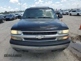 2001 Chevrolet Suburban LS z VIN 3GNEC16T81G168705, wystawiony jako Copart lot #71161814 z przebiegiem 183 828 mil mil oraz Szkoda całkowita • Salvage title. Historia ofert i sprzedaży dostępna na DreamBid. Obrazek 5.