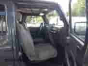 2008 Jeep Wrangler Unlimited Sahara z VIN 1J8GA59148L517387, wystawiony jako IAAI lot #43087691 z przebiegiem Nie podano mil oraz . Historia ofert i sprzedaży dostępna na DreamBid. Obrazek 5.