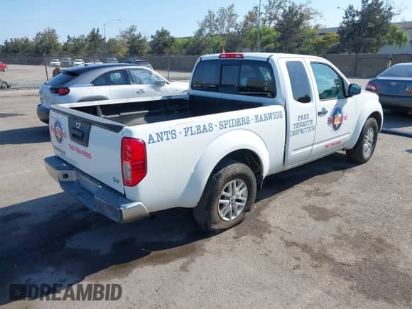 2018 Nissan Frontier SV with VIN 1N6BD0CT8JN760603, listed as a IAAI auction lot 43098866 with 121,560 mi miles and . Bid and sale history available at DreamBid. Image 4.