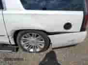 2020 Cadillac Escalade ESV Platinum с VIN 1GYS4KKJ6LR207078, выставлен на аукционе IAAI как лот 42537655 с пробегом 62 916 миль миль и . История ставок и продаж доступна на DreamBid. Изображение 6.