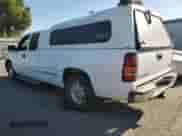 2002 GMC Sierra 1500 SLE1 z VIN 1GTEC19TX2E216332, wystawiony jako Copart lot #71175735 z przebiegiem Nie podano mil oraz Szkoda całkowita • Salvage title. Historia ofert i sprzedaży dostępna na DreamBid. Obrazek 2.