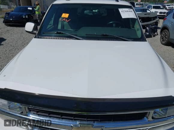 2005 Chevrolet Suburban Z71 с VIN 3GNFK16Z25G290462, выставлен на аукционе IAAI как лот 42368408 с пробегом Не указан миль и . История ставок и продаж доступна на DreamBid. Изображение 10.