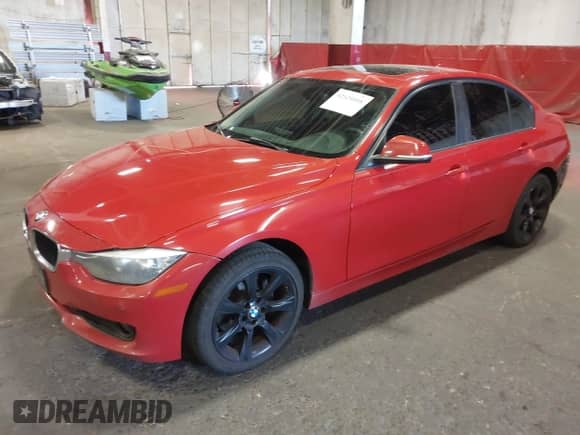 2015 BMW 3 Series 328i z VIN WBA3C1C56FK124284, wystawiony jako IAAI lot #42920808 z przebiegiem 155 068 mil mil oraz . Historia ofert i sprzedaży dostępna na DreamBid. Obrazek 2.
