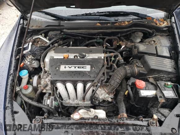 2007 Honda Accord LX z VIN 1HGCM56497A175944, wystawiony jako Copart lot #85815715 z przebiegiem 111 712 mil mil oraz Czysty tytuł • Clean title. Historia ofert i sprzedaży dostępna na DreamBid. Obrazek 11.