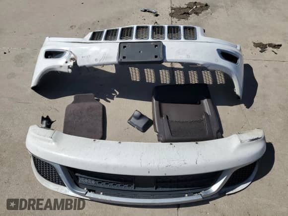 2016 Jeep Grand Cherokee Summit with VIN 1C4RJFJT9GC367181, listed as a Copart auction lot 47793755 with 127,042 mi miles and Salvage title. Bid and sale history available at DreamBid. Image 13.