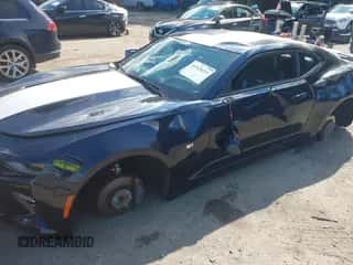 2016 Chevrolet Camaro 2SS z VIN 1G1FH1R73G0168386, wystawiony jako IAAI lot #43325111 z przebiegiem 17 804 mil mil oraz . Historia ofert i sprzedaży dostępna na DreamBid. Obrazek 6.