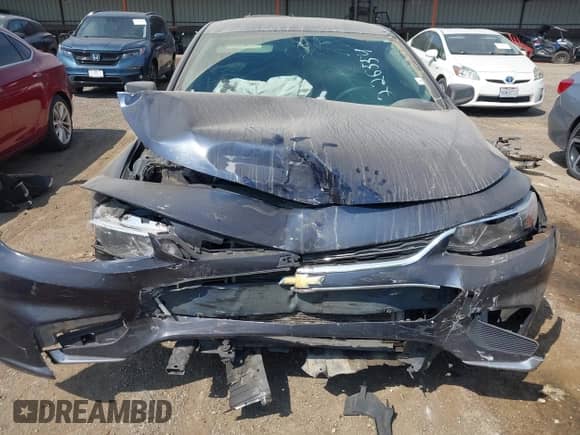 2016 Chevrolet Malibu LT z VIN 1G1ZE5ST2GF226554, wystawiony jako IAAI lot #43224254 z przebiegiem 177 242 mil mil oraz . Historia ofert i sprzedaży dostępna na DreamBid. Obrazek 6.