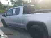 2022 GMC Sierra 1500 Elevation с VIN 3GTP8CET1NG180409, выставлен на аукционе IAAI как лот 42144324 с пробегом 72 000 миль миль и . История ставок и продаж доступна на DreamBid. Изображение 14.