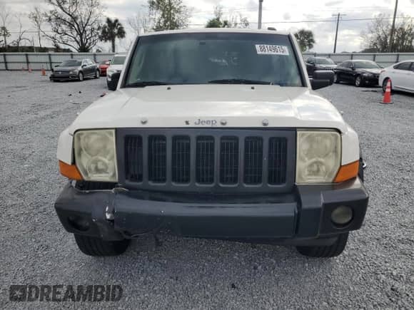 2006 Jeep Commander Limited z VIN 1J8HH58N76C247976, wystawiony jako Copart lot #88149615 z przebiegiem 155 922 mil mil oraz Szkoda całkowita • Salvage title. Historia ofert i sprzedaży dostępna na DreamBid. Obrazek 5.