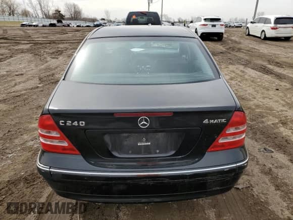2004 Mercedes-Benz C 240 with VIN WDBRF81J54F458372, listed as a Copart auction lot 49205505 with 200,240 mi miles and Non repairable. Bid and sale history available at DreamBid. Image 6.