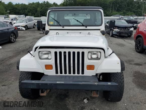 1988 Jeep Wrangler с VIN 2BCHV81S2JB540552, выставлен на аукционе Copart как лот 63070284 с пробегом 287 765 миль миль и На запчасти • Non repairable. История ставок и продаж доступна на DreamBid. Изображение 5.