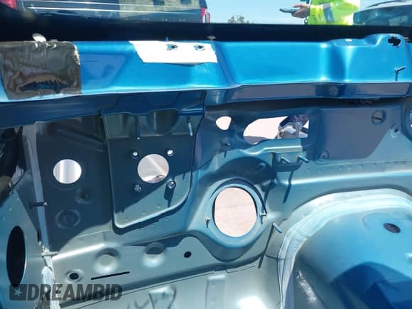 2022 Dodge Challenger R/T Scat Pack Widebody z VIN 2C3CDZFJ4NH118453, wystawiony jako IAAI lot #42604386 z przebiegiem Nie podano mil oraz . Historia ofert i sprzedaży dostępna na DreamBid. Obrazek 7.