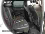 2019 Jeep Grand Cherokee High Altitude z VIN 1C4RJFCG1KC703799, wystawiony jako Copart lot #59038225 z przebiegiem Nie podano mil oraz Nie do naprawy • Non repairable. Historia ofert i sprzedaży dostępna na DreamBid. Obrazek 10.