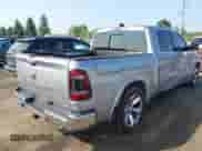 2019 Ram 1500 Limited z VIN 1C6SRFHT6KN700554, wystawiony jako IAAI lot #43144329 z przebiegiem 93 691 mil mil oraz . Historia ofert i sprzedaży dostępna na DreamBid. Obrazek 4.