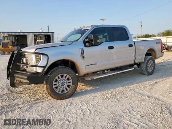 2019 Ford F-250 XL с VIN 1FT7W2BT8KEF39472, выставлен на аукционе Copart как лот 68225345 с пробегом 112 614 миль миль и Списание • Salvage title. История ставок и продаж доступна на DreamBid. Изображение 1.
