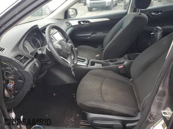 2019 Nissan Sentra SR with VIN 3N1AB7AP8KY259219, listed as a Copart auction lot 86328225 with 124,400 mi miles and Clean title. Bid and sale history available at DreamBid. Image 7.