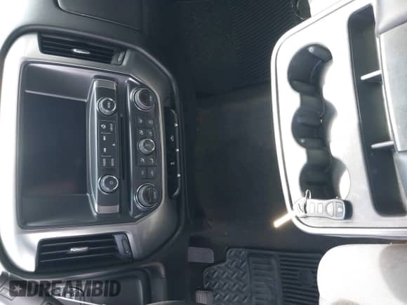 2017 Chevrolet Silverado 1500 LT с VIN 3GCPCREC3HG119634, выставлен на аукционе IAAI как лот 43253768 с пробегом 127 761 миль миль и . История ставок и продаж доступна на DreamBid. Изображение 11.