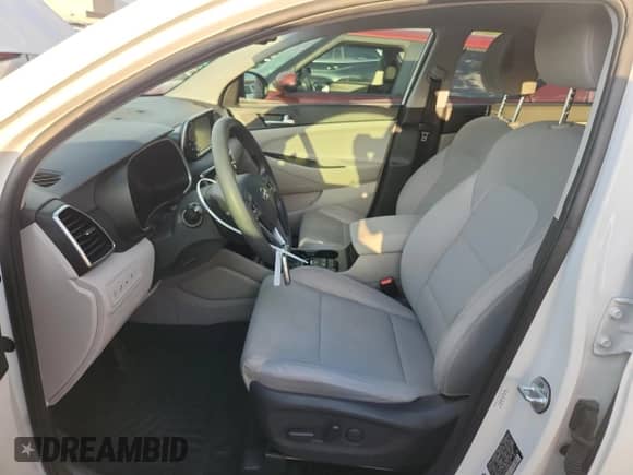 2019 Hyundai Tucson Value с VIN KM8J33A46KU851063, выставлен на аукционе Copart как лот 81878865 с пробегом 73 860 миль миль и Списание • Salvage title. История ставок и продаж доступна на DreamBid. Изображение 7.