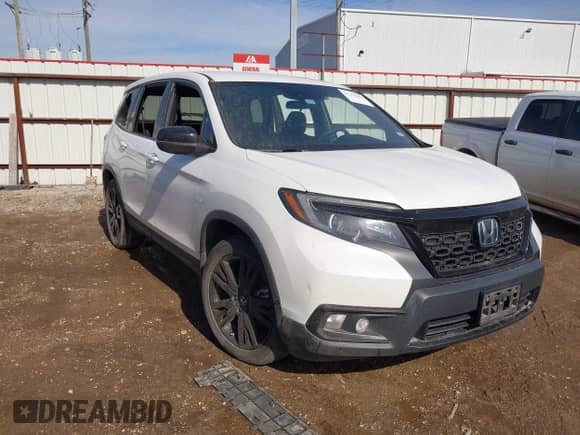 2021 Honda Passport Sport z VIN 5FNYF7H25MB000793, wystawiony jako IAAI lot #41350844 z przebiegiem 54 958 mil mil oraz . Historia ofert i sprzedaży dostępna na DreamBid. Obrazek 1.