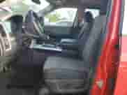 2012 Ram 1500 Big Horn z VIN 1C6RD7LT0CS274468, wystawiony jako Copart lot #85886125 z przebiegiem 109 146 mil mil oraz Szkoda całkowita • Salvage title. Historia ofert i sprzedaży dostępna na DreamBid. Obrazek 7.