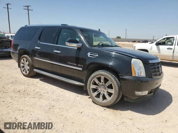 2009 Cadillac Escalade z VIN 1GYFC56219R115457, wystawiony jako Copart lot #52402425 z przebiegiem 95 926 mil mil oraz Szkoda całkowita • Salvage title. Historia ofert i sprzedaży dostępna na DreamBid. Obrazek 4.